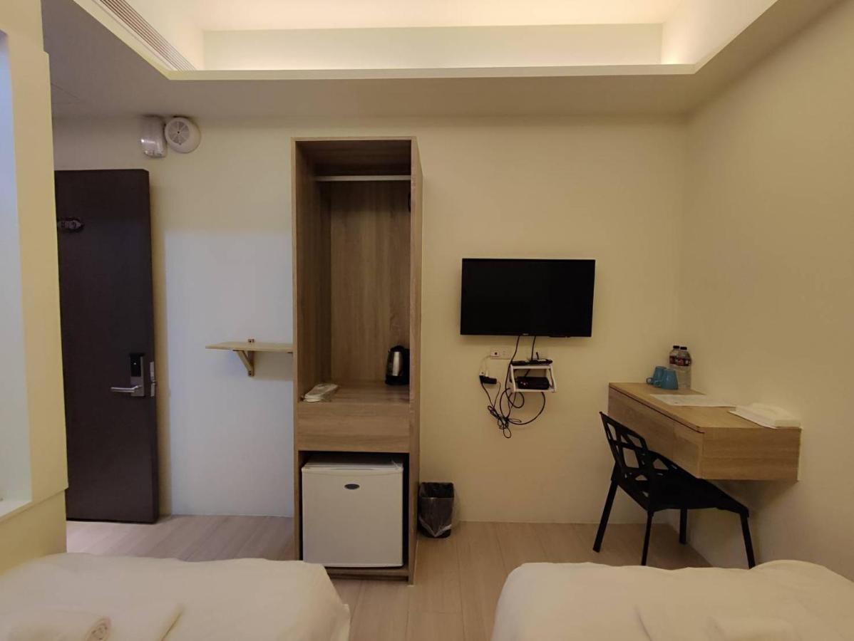 Hostel Jiizu Taipei Exterior photo