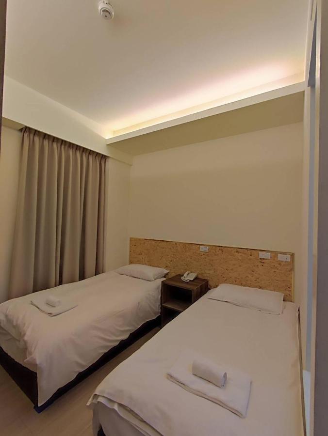 Hostel Jiizu Taipei Exterior photo