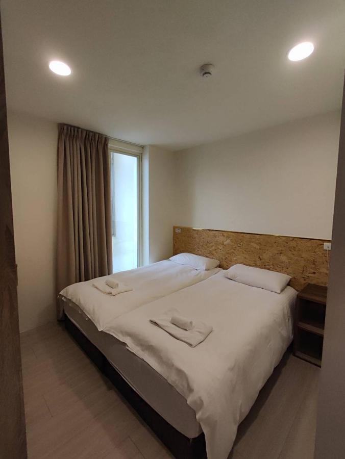 Hostel Jiizu Taipei Exterior photo