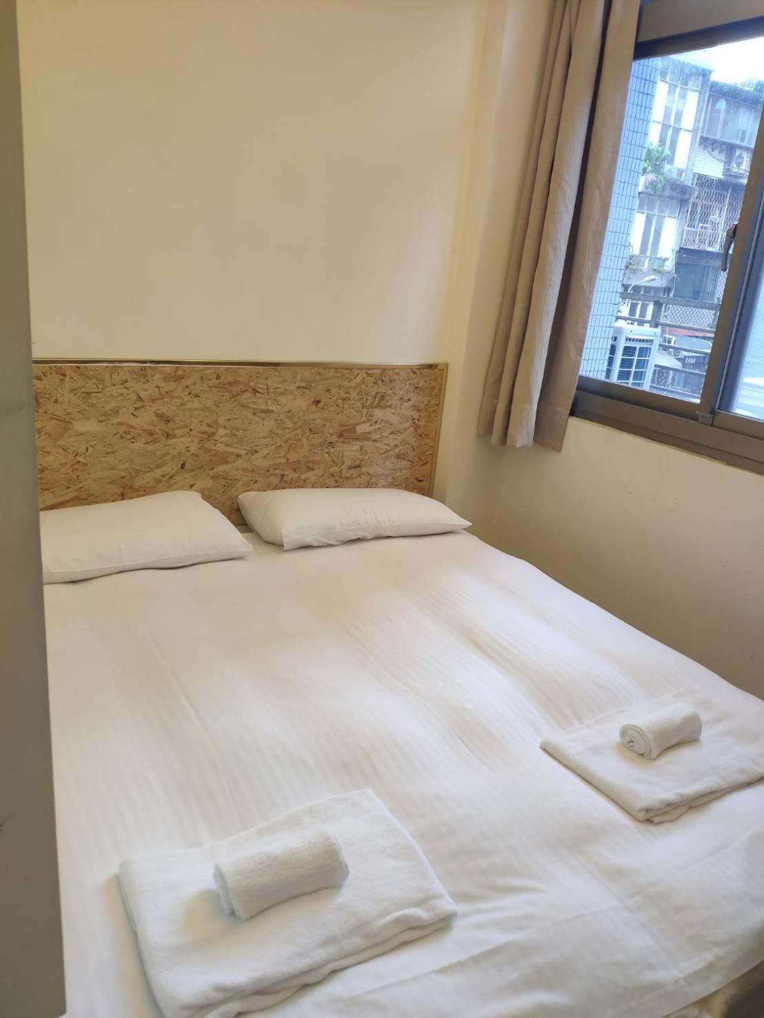 Hostel Jiizu Taipei Exterior photo