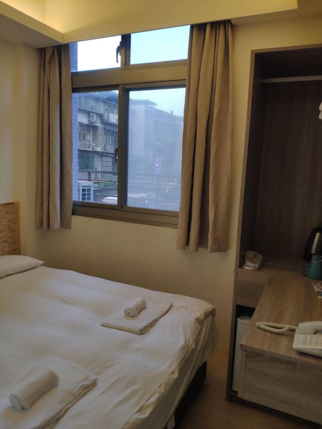 Hostel Jiizu Taipei Exterior photo