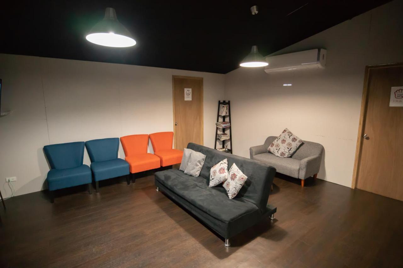 Hostel Jiizu Taipei Exterior photo